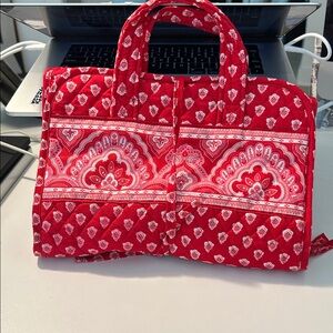 Vera Bradley Nantucket Red  Quilted Tote Bag travel makeup essential bag